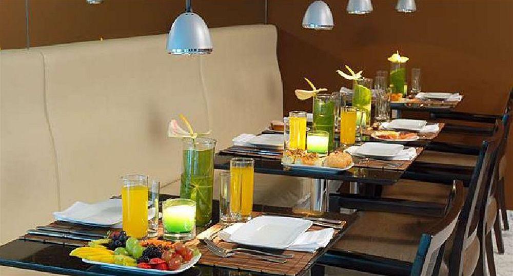 Majestic Palace Hotel Florianopolis Ngoại thất bức ảnh A restaurant in the United States